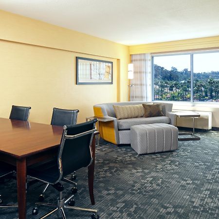 Courtyard By Marriott San Diego Mission Valley/Hotel Circle Extérieur photo