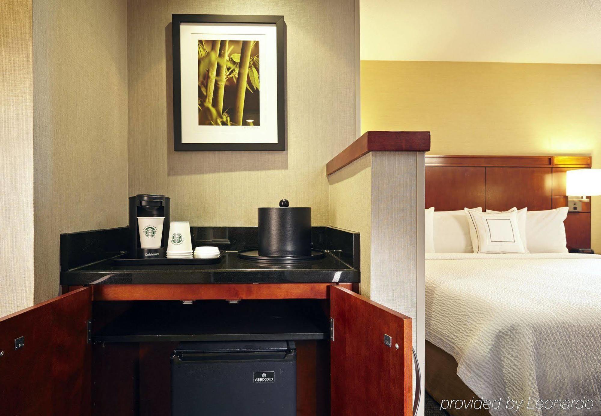 Courtyard By Marriott San Diego Mission Valley/Hotel Circle Extérieur photo